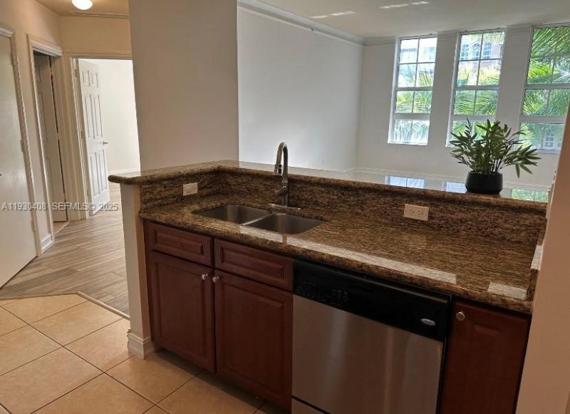 3001 NE 185th St, Unit 418, Aventura, FL 33180 Photo