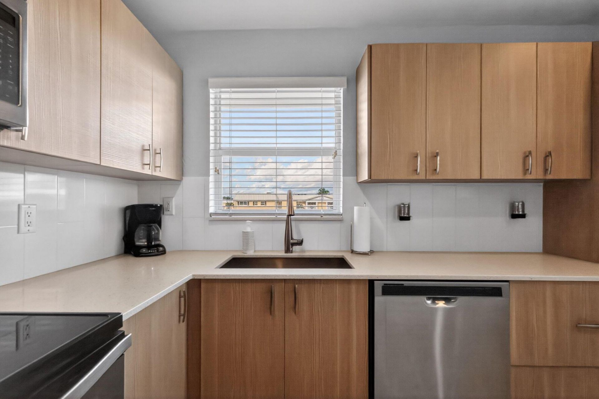 12 Colonial Club Drive, Unit 305, Boynton Beach, FL 33435 Photo