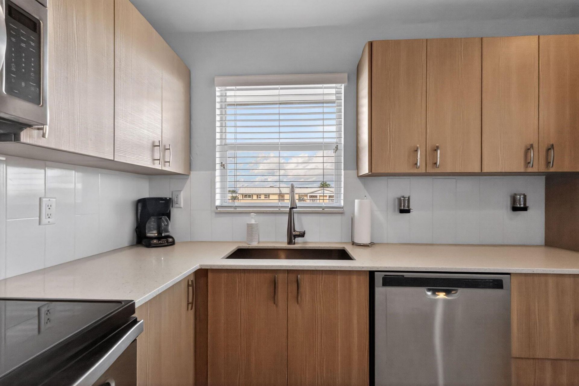 12 Colonial Club Drive, Unit 305, Boynton Beach, FL 33435 Photo