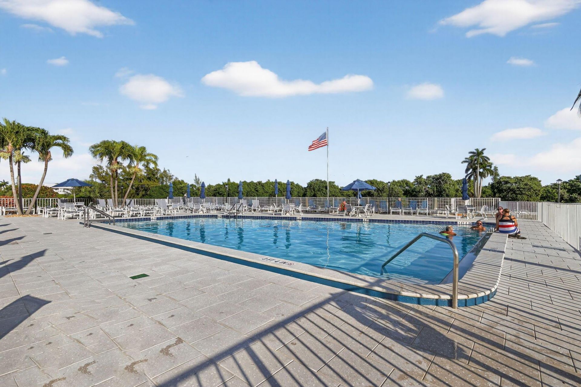 12 Colonial Club Drive, Unit 305, Boynton Beach, FL 33435 Photo