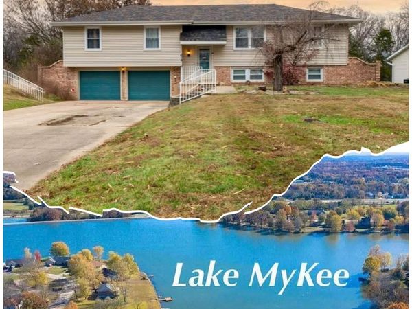41 N LARAND DRIVE, Holts Summit, MO 65043
