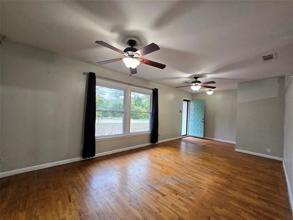 105 E Cate Street, Grand Saline, TX 75140