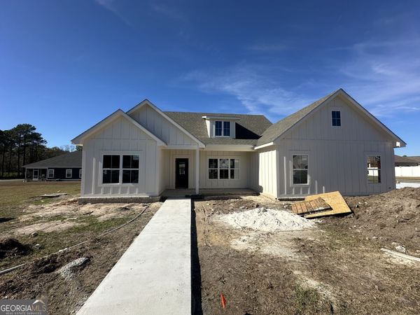 69 Packer Pride Drive SE, Moultrie, GA 31788