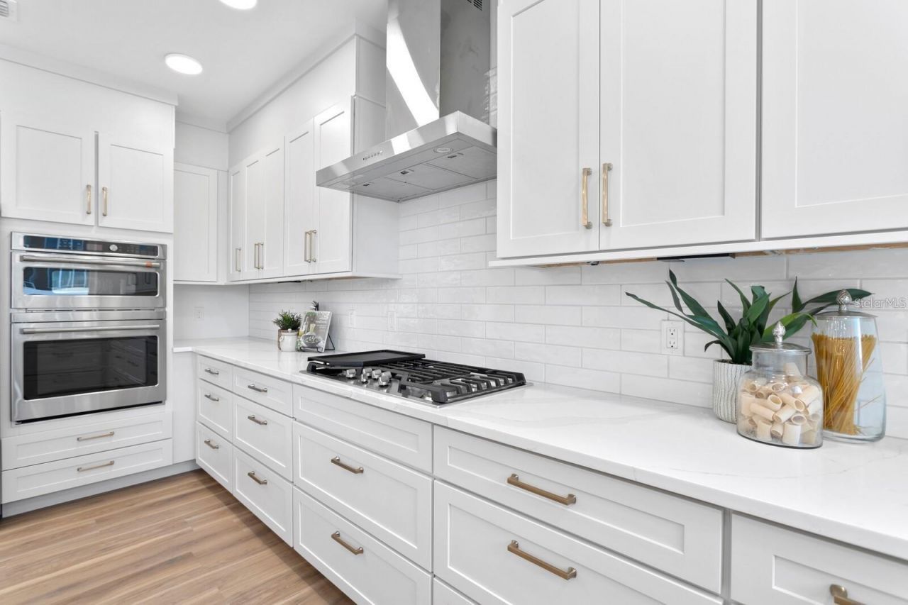 864 N Osceola Ave, Clearwater, FL 33755 Photo