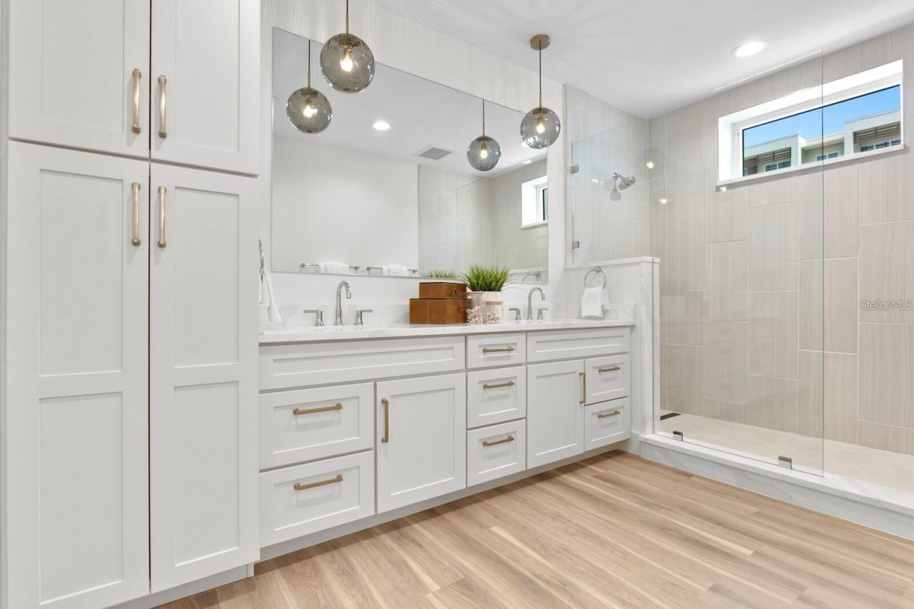 864 N Osceola Ave, Clearwater, FL 33755 Photo