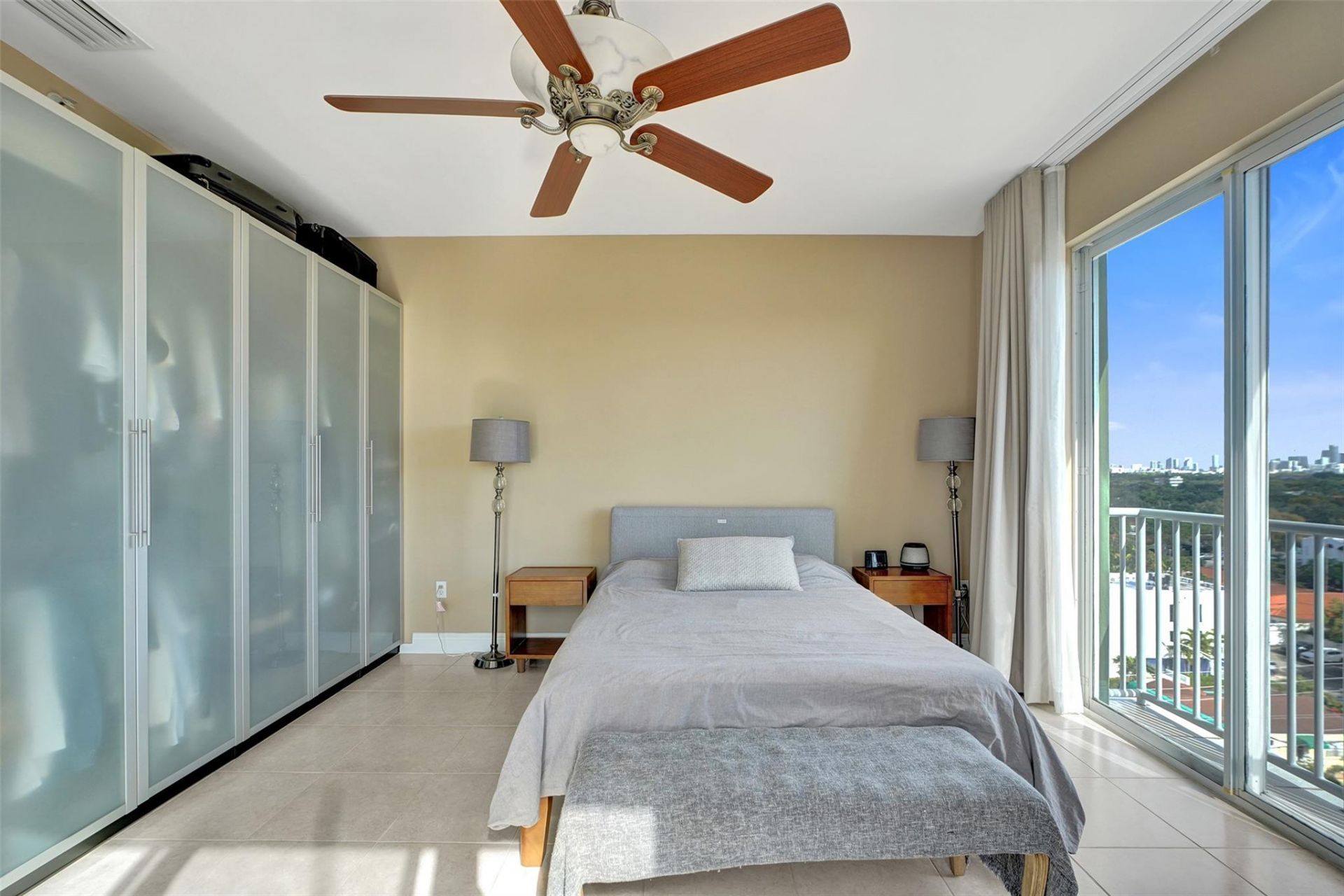 2550 SW 27th Avenue, Unit PH1, Miami, FL 33133 Photo