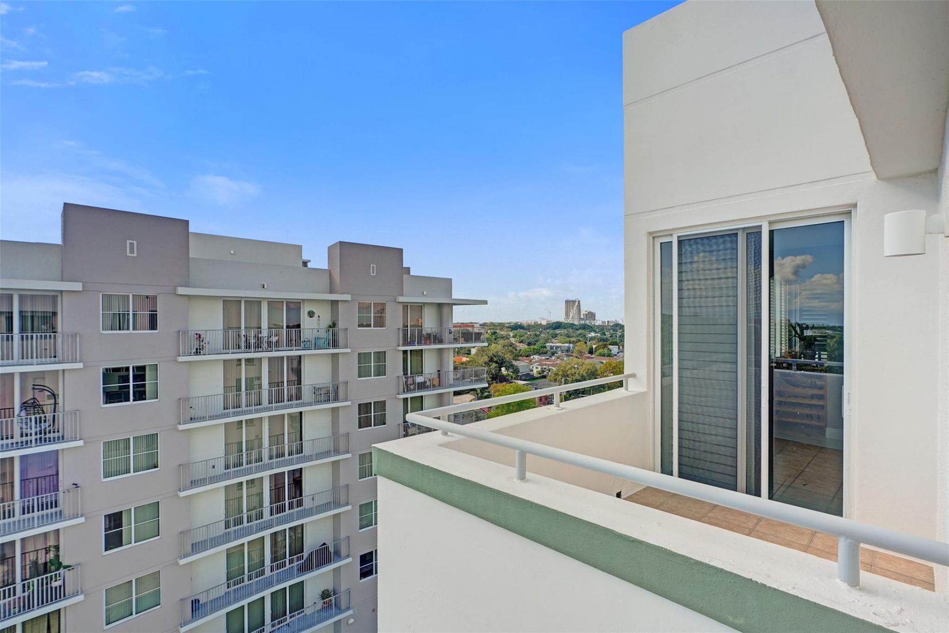 2550 SW 27th Avenue, Unit PH1, Miami, FL 33133 Photo