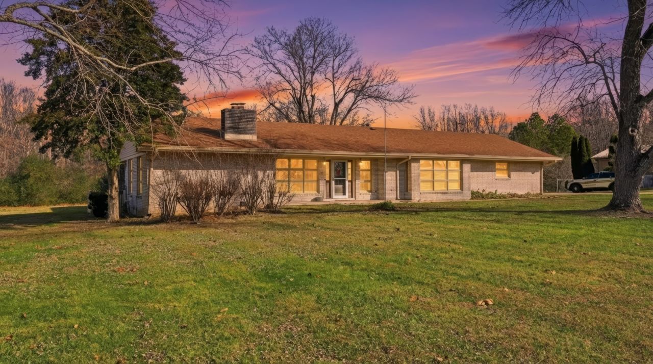 8 Hilltop Rd, Fayetteville, TN 37334 Main Photo