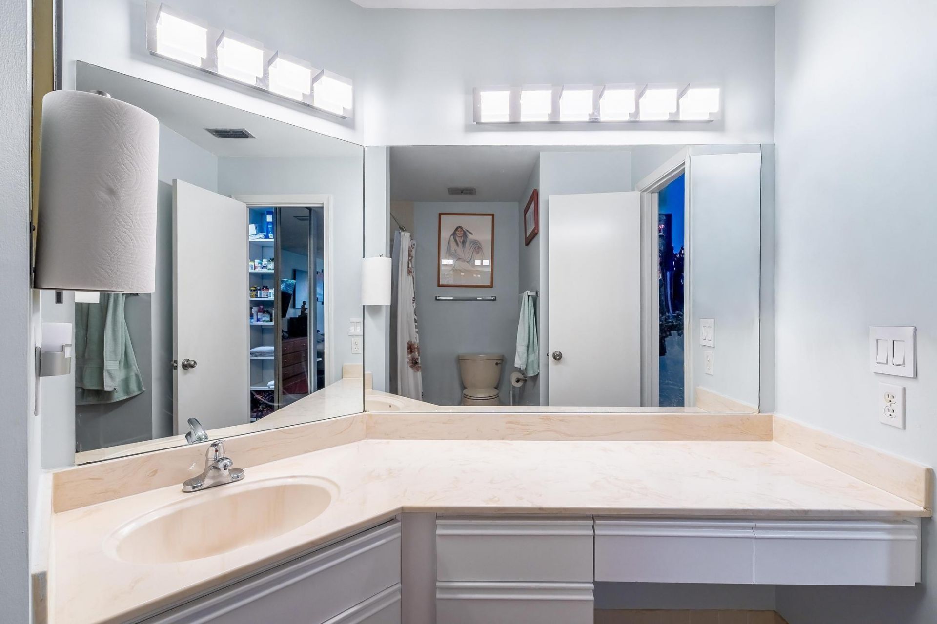 3351 Emerald Oaks Drive, Unit 103, Hollywood, FL 33021 Photo