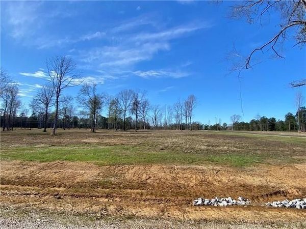 416 SOPHIE Lane, Dry Prong, LA 71423