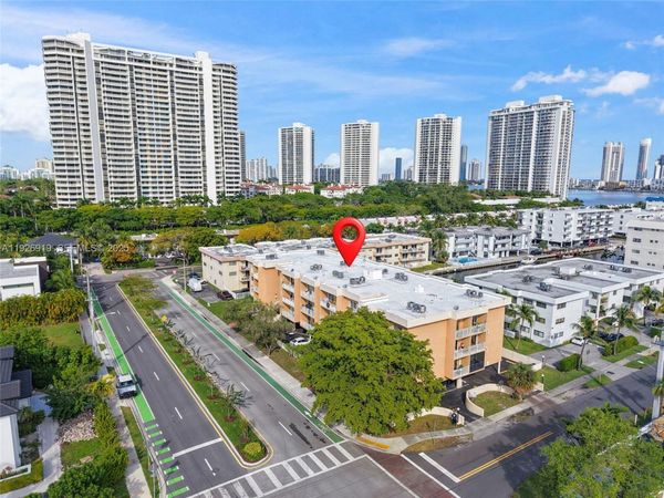 17051 NE 35th Ave, Unit 301, North Miami Beach, FL 33160