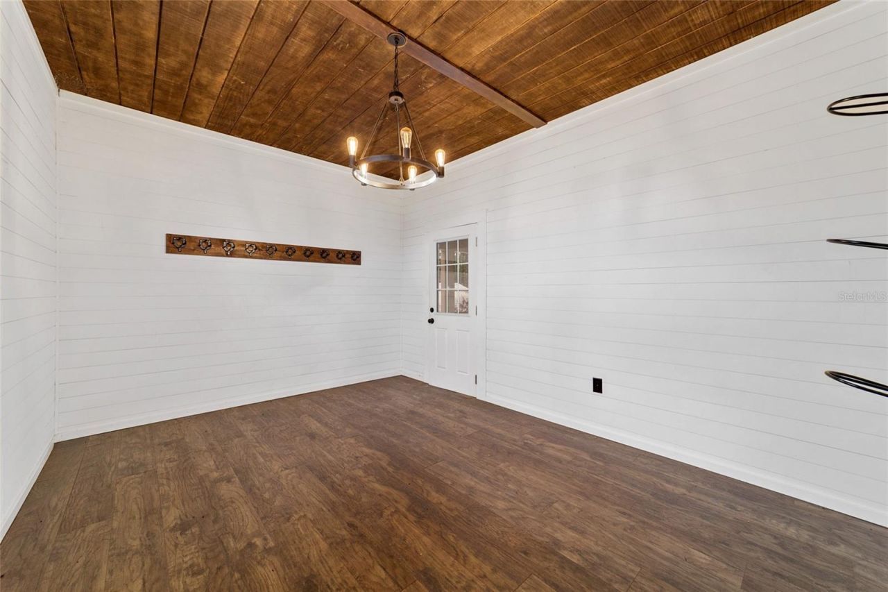 5930 W Knoxville Lane, Dunnellon, FL 34433 Photo