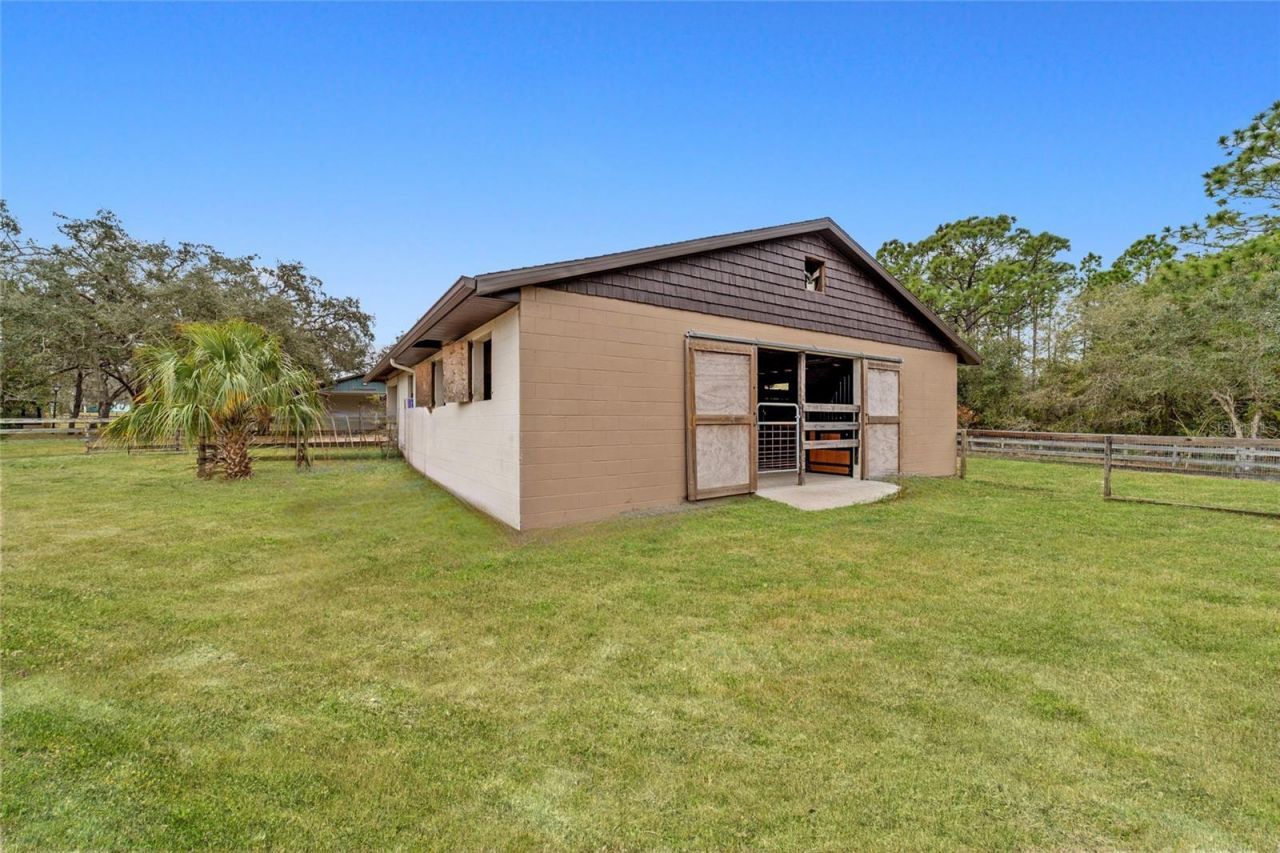 5930 W Knoxville Lane, Dunnellon, FL 34433 Photo