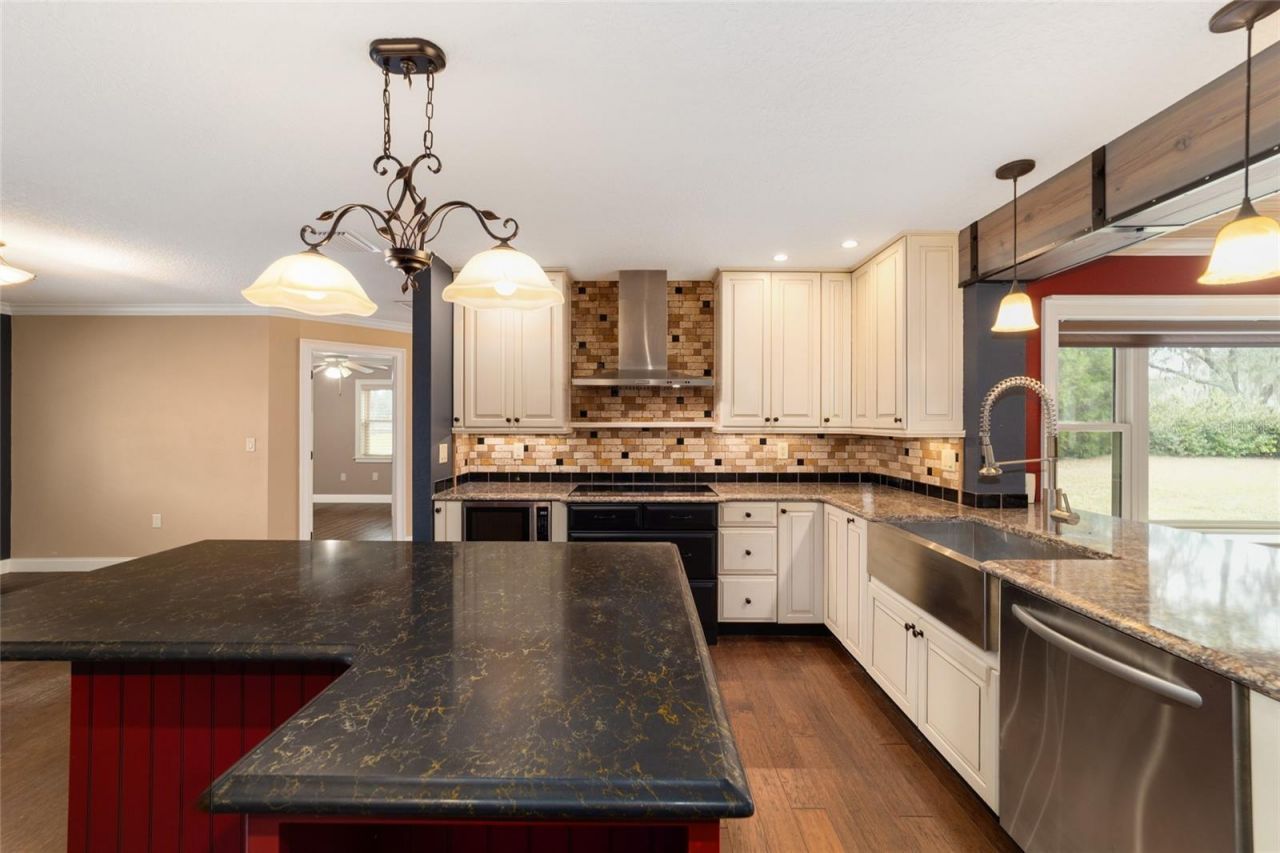 5930 W Knoxville Lane, Dunnellon, FL 34433 Photo