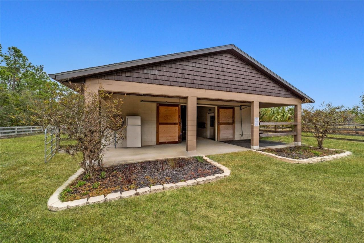 5930 W Knoxville Lane, Dunnellon, FL 34433 Photo