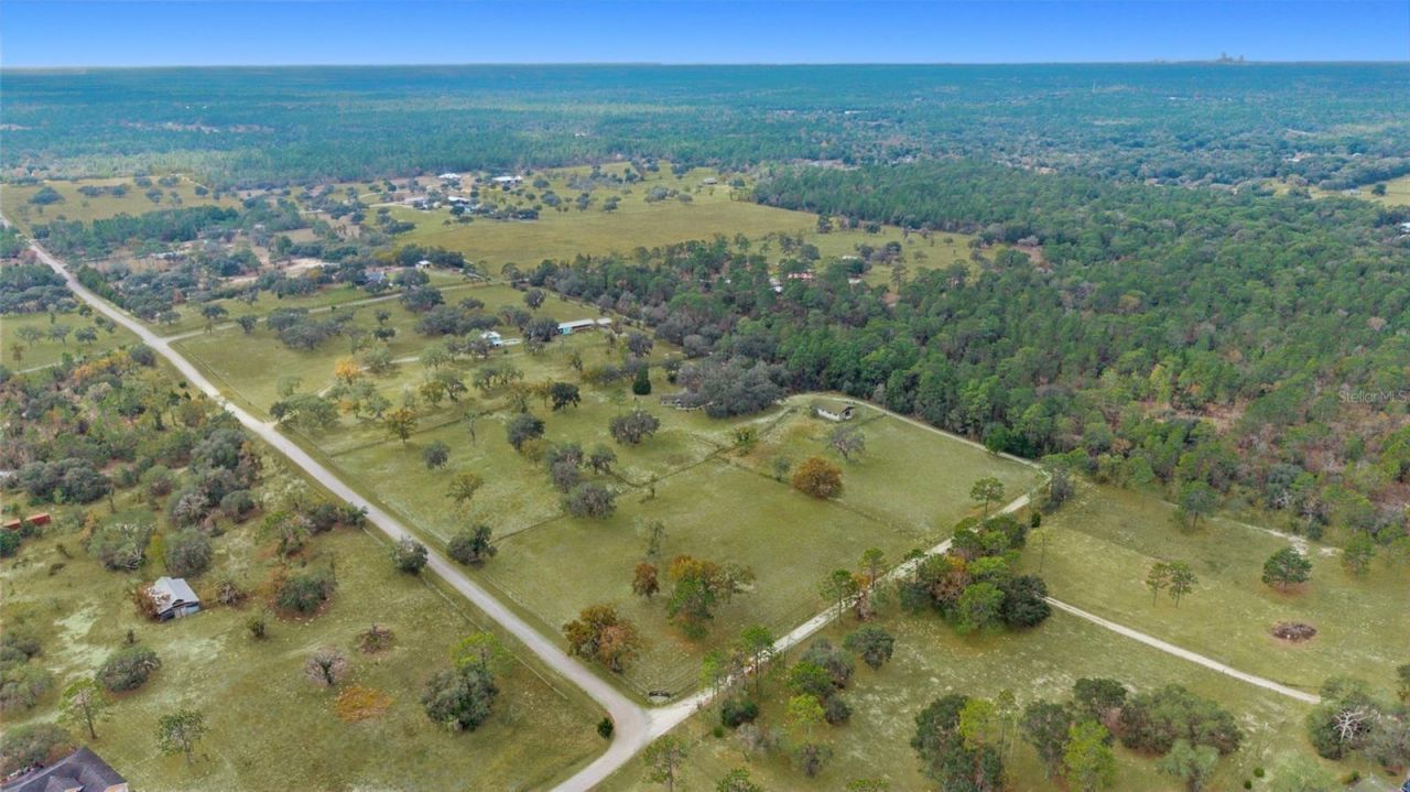 5930 W Knoxville Lane, Dunnellon, FL 34433 Photo