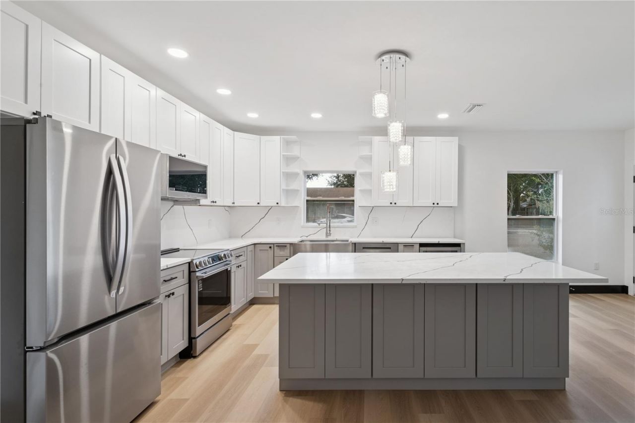 1530 12th Avenue S, Saint Petersburg, FL 33705 Photo