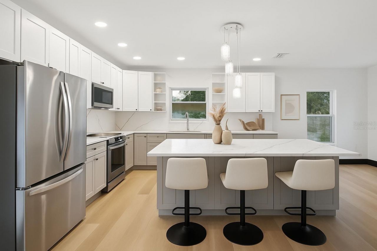 1530 12th Avenue S, Saint Petersburg, FL 33705 Photo