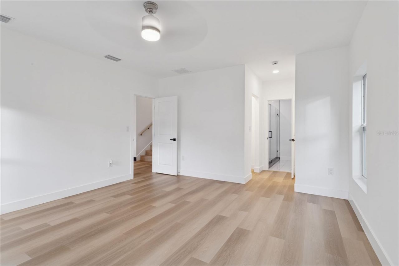 1530 12th Avenue S, Saint Petersburg, FL 33705 Photo