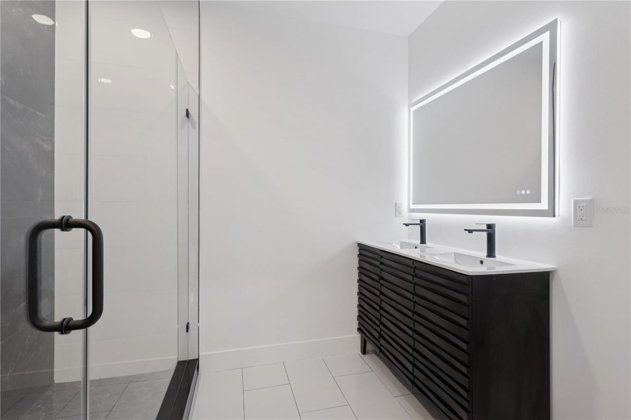 1530 12th Avenue S, Saint Petersburg, FL 33705 Photo