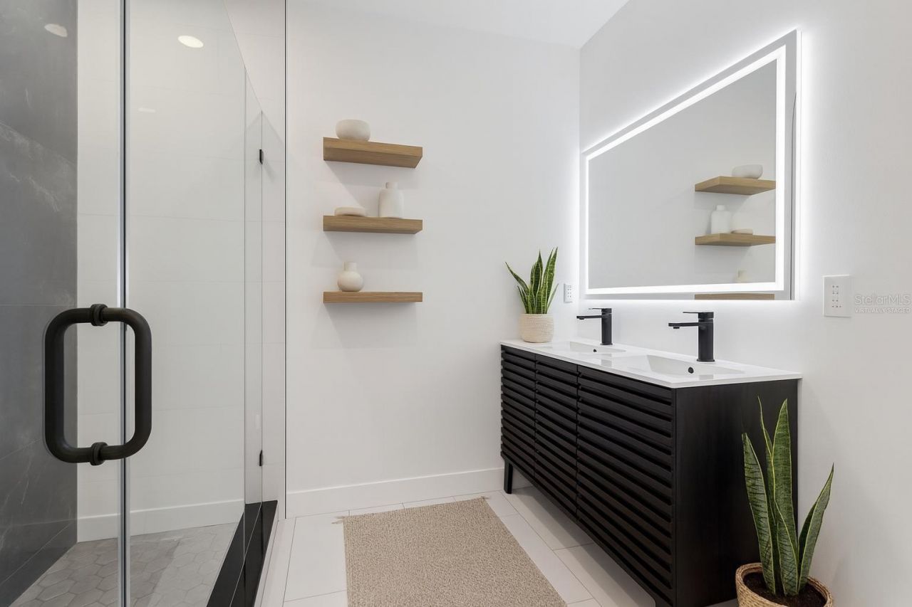 1530 12th Avenue S, Saint Petersburg, FL 33705 Photo