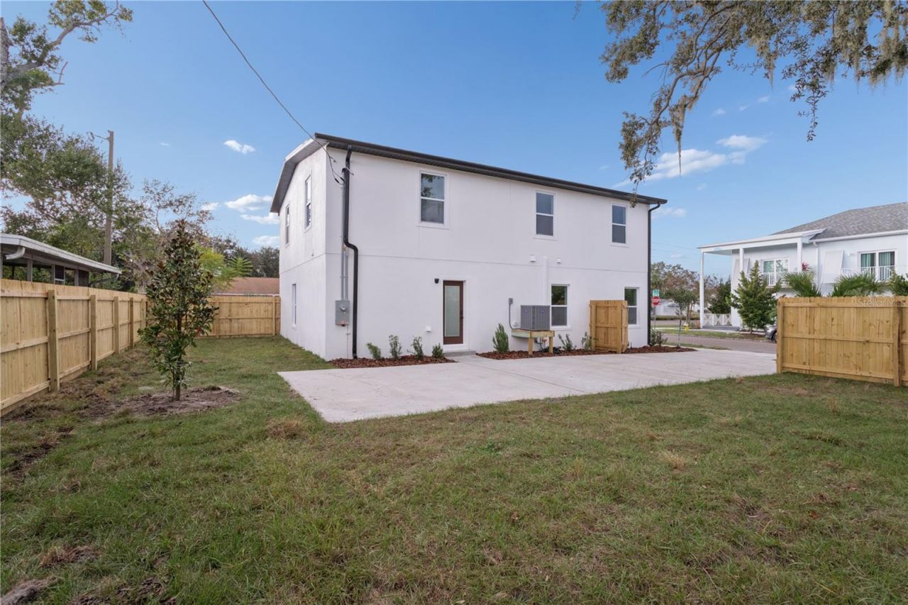 1530 12th Avenue S, Saint Petersburg, FL 33705 Photo