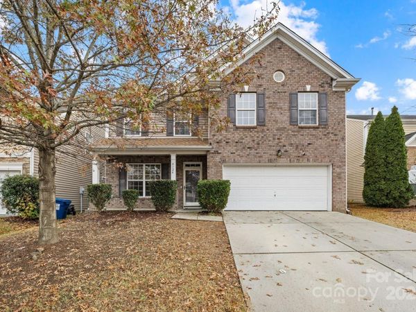 4124 Houldsworth Drive, Charlotte, NC 28213