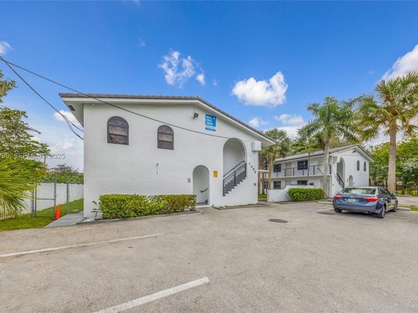1350 NE 5th Ter , Unit 1-28, Fort Lauderdale, FL 33304