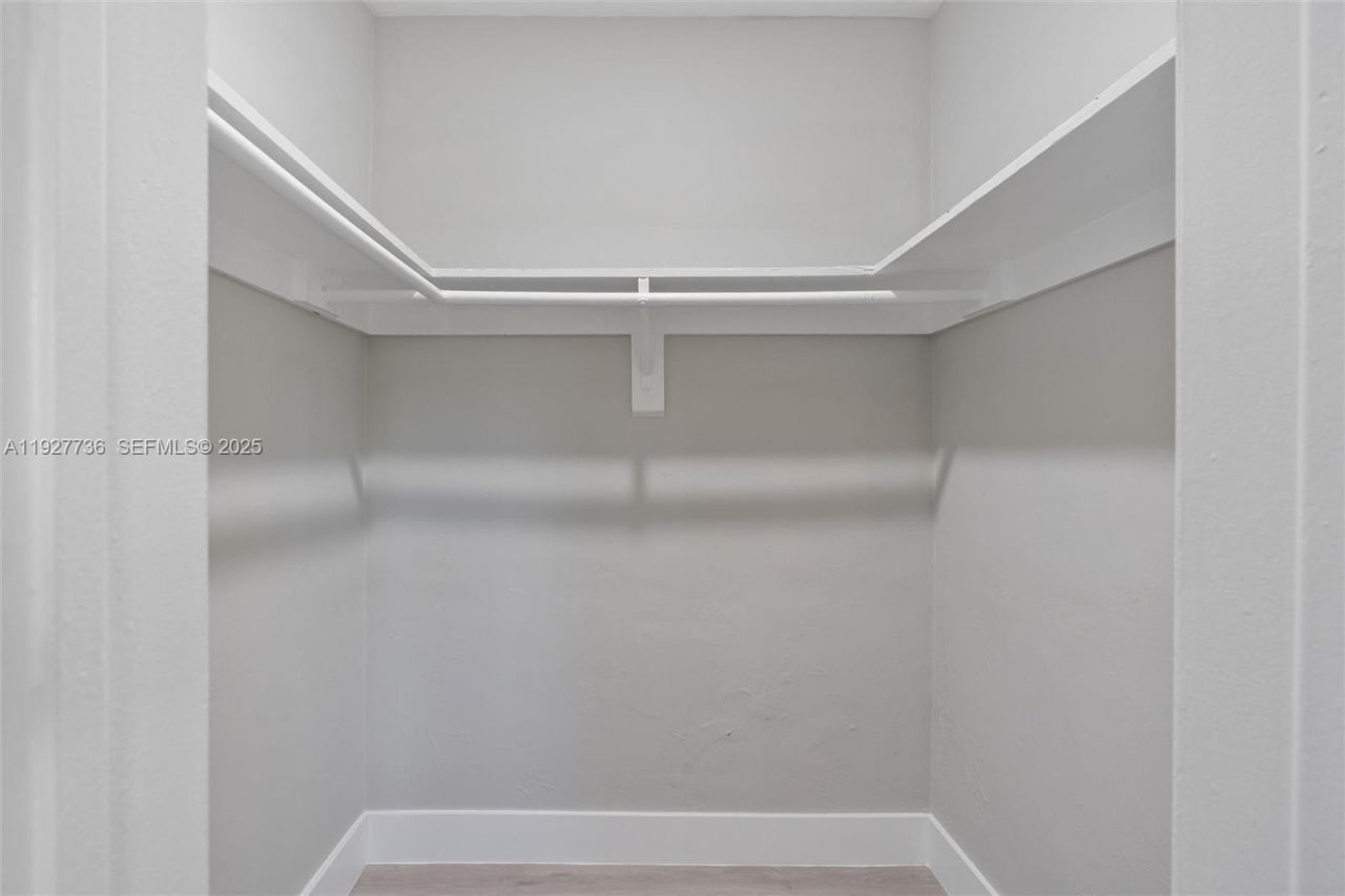 1350 NE 5th Ter , Unit 1-28, Fort Lauderdale, FL 33304 Photo