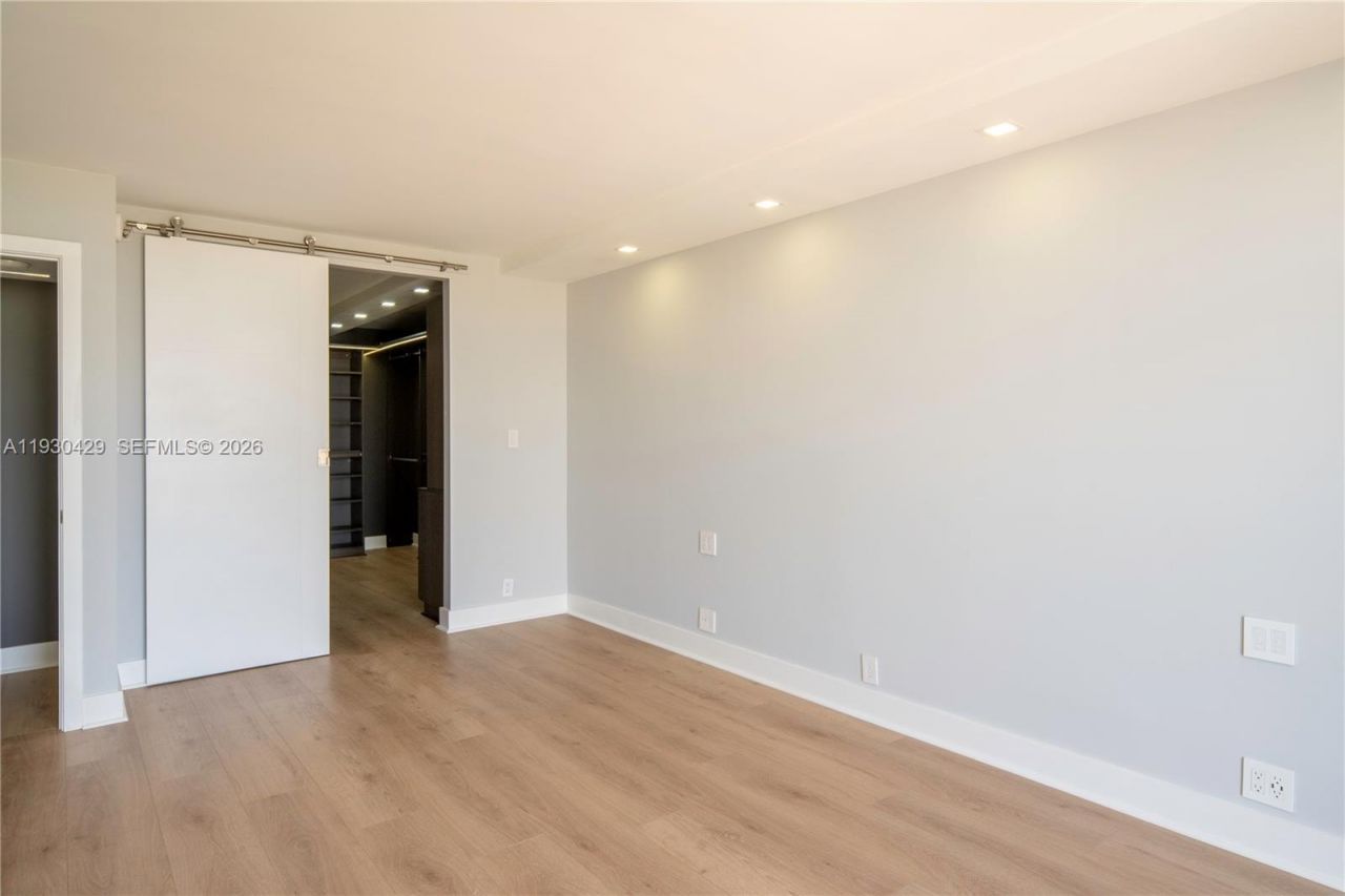 4000 Towerside Ter, Unit 1901, Miami, FL 33138 Photo