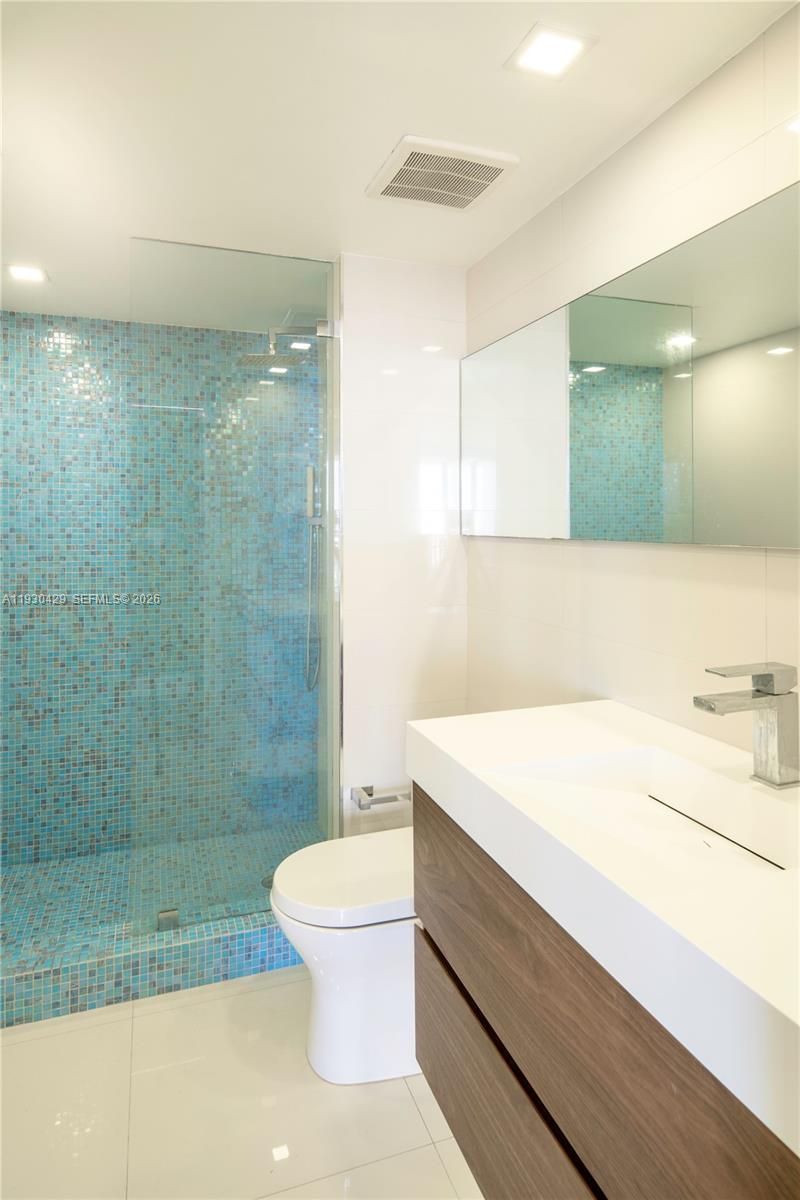 4000 Towerside Ter, Unit 1901, Miami, FL 33138 Photo