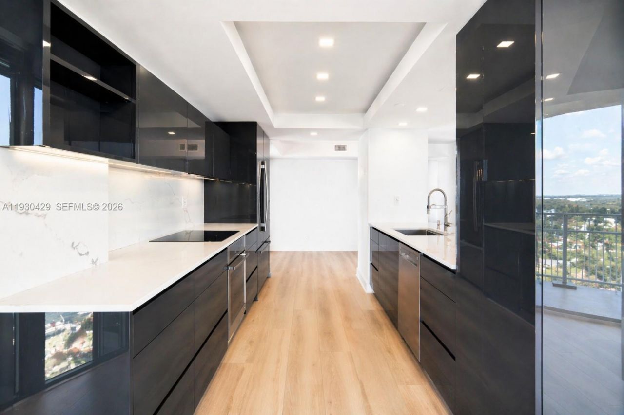 4000 Towerside Ter, Unit 1901, Miami, FL 33138 Photo