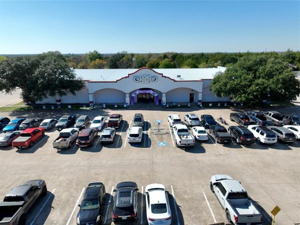 2303 W Ennis Avenue , Ennis, TX 75119