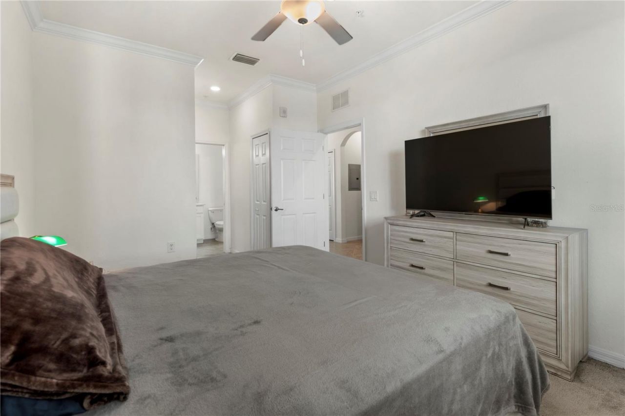 1030 Tidewater Shores Loop, Unit 401, Bradenton, FL 34208 Photo