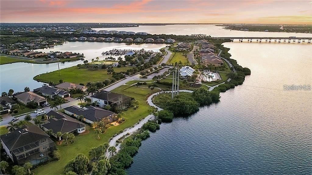 1030 Tidewater Shores Loop, Unit 401, Bradenton, FL 34208 Photo