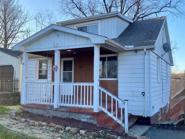 34 W Lewis Street, Struthers, OH 44471