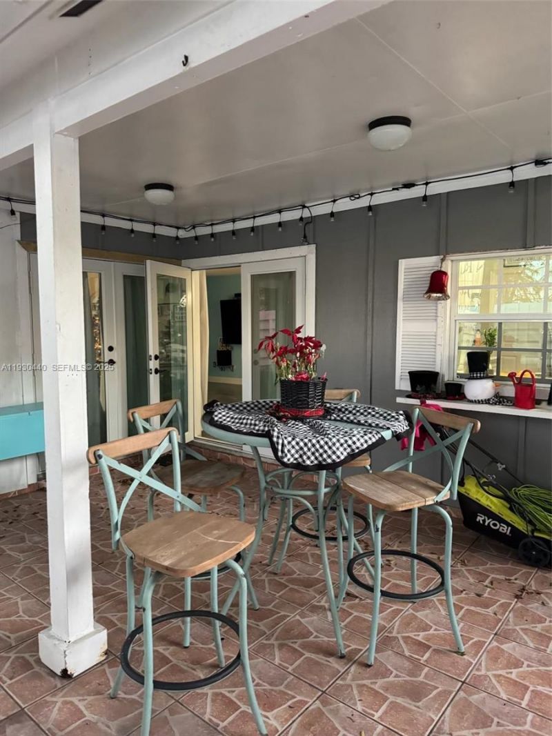 15120 SW 141st Pl, Miami, FL 33186 Photo