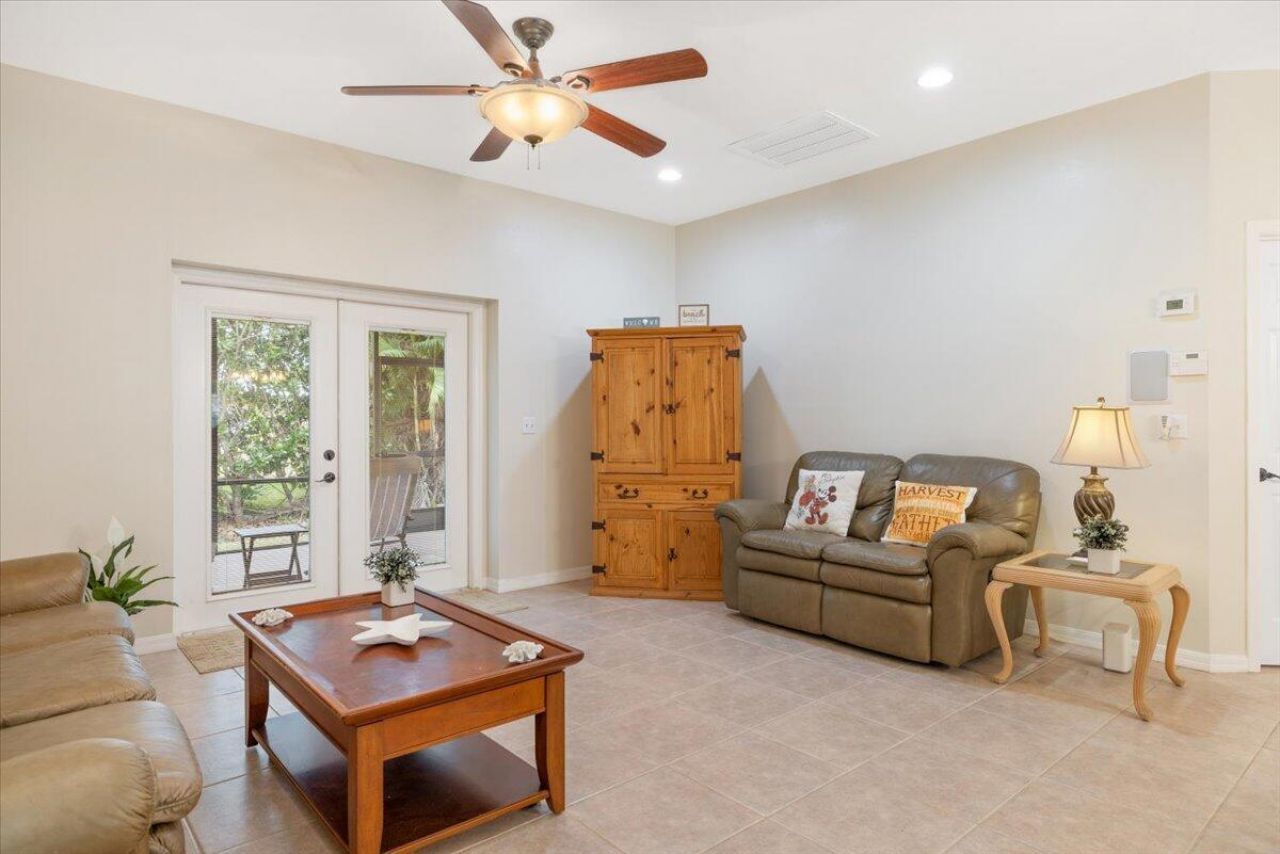 1410 4th Court, Vero Beach, FL 32960 Photo