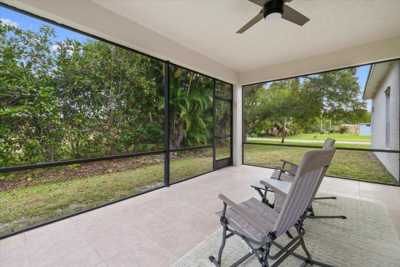 1410 4th Court, Vero Beach, FL 32960 Photo