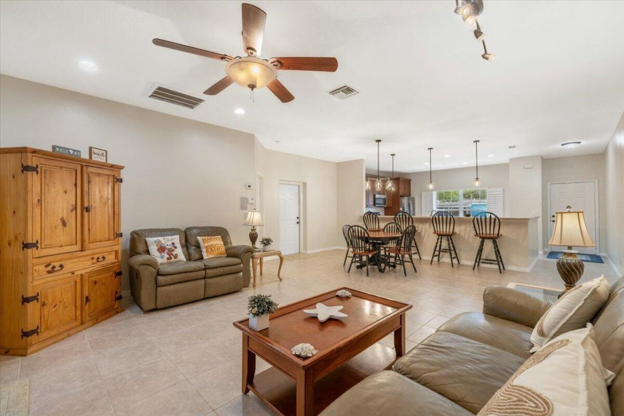 1410 4th Court, Vero Beach, FL 32960 Photo