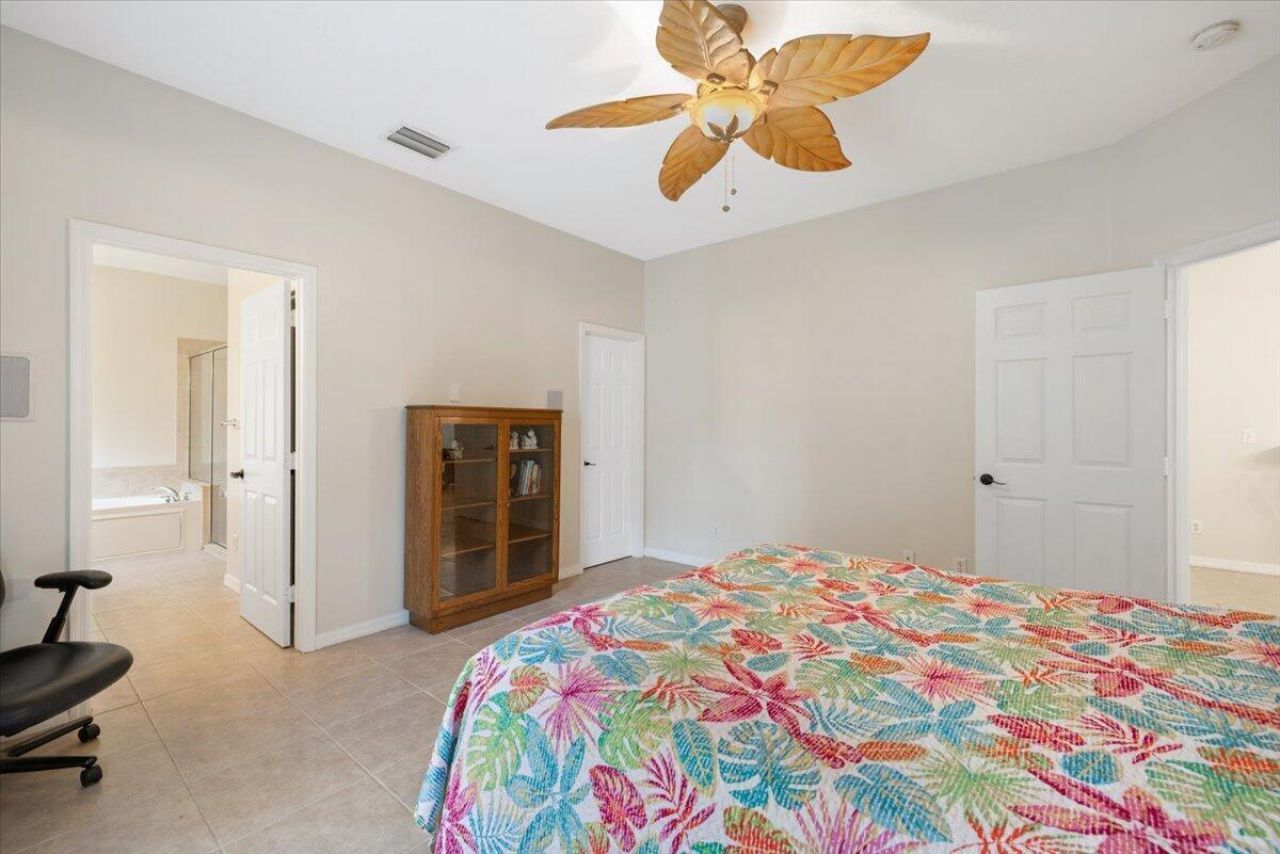 1410 4th Court, Vero Beach, FL 32960 Photo