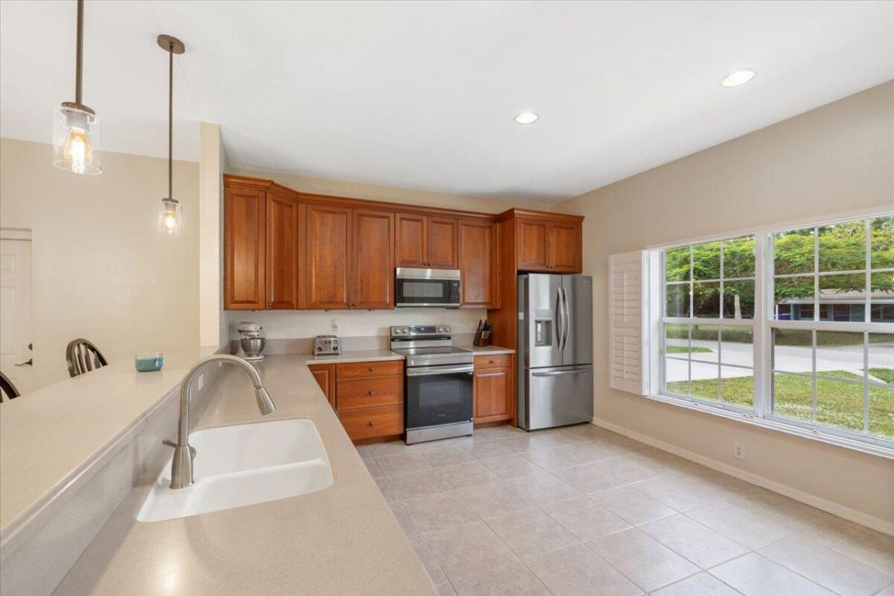 1410 4th Court, Vero Beach, FL 32960 Photo
