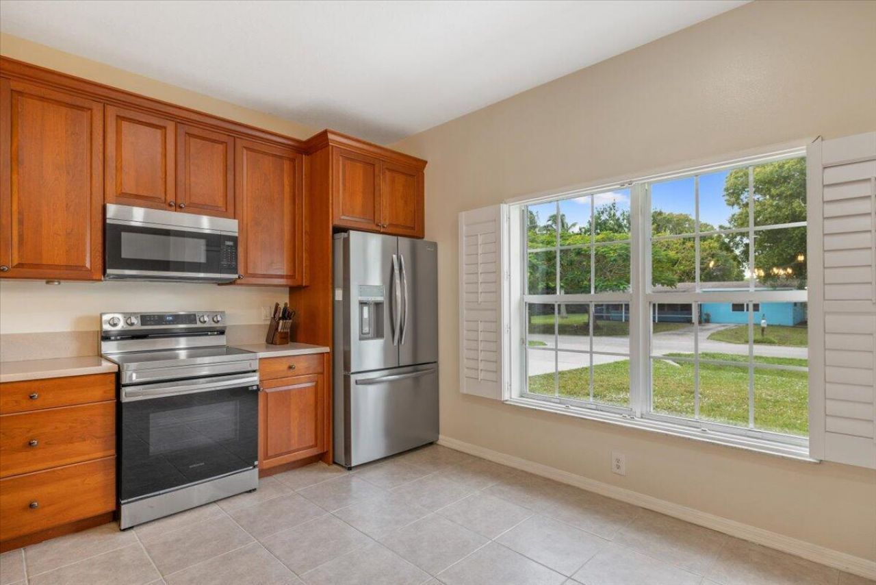 1410 4th Court, Vero Beach, FL 32960 Photo