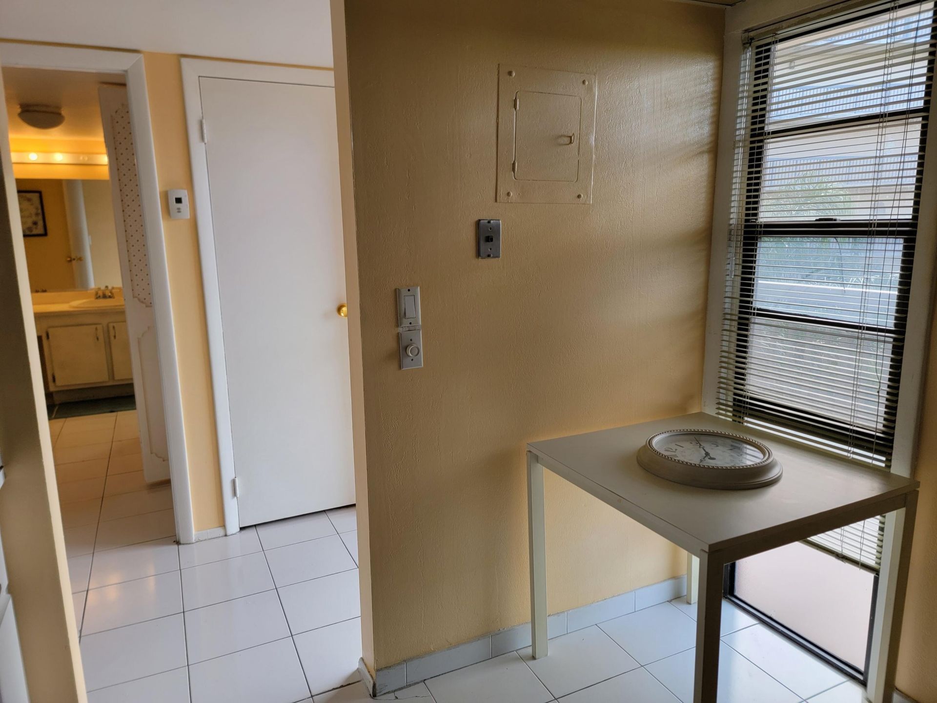 3301 N Country Club Drive, Unit 506, Miami, FL 33180 Photo