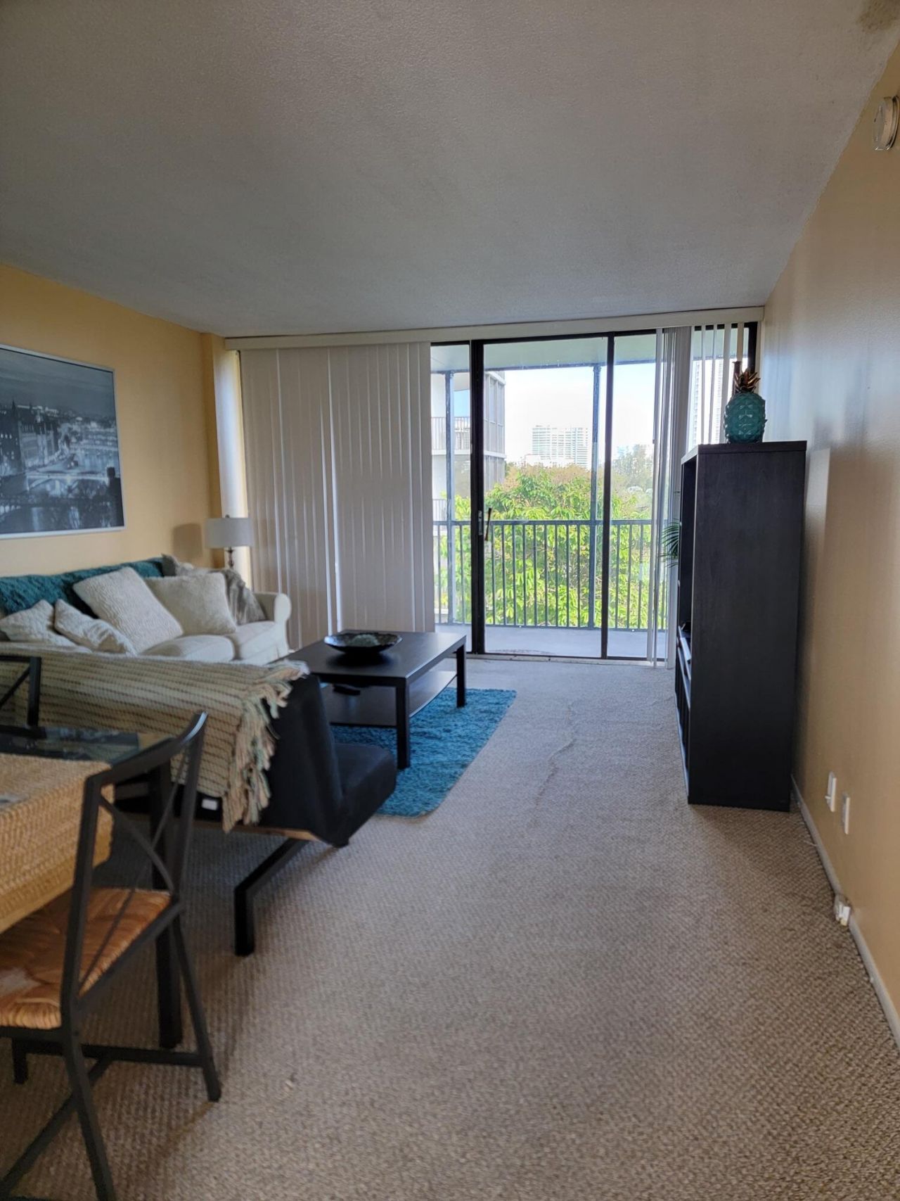 3301 N Country Club Drive, Unit 506, Miami, FL 33180 Photo