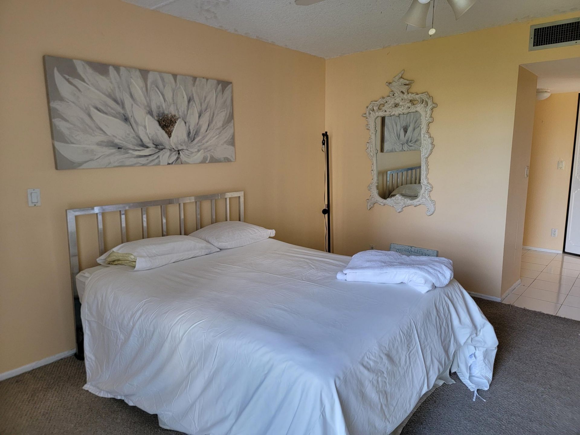 3301 N Country Club Drive, Unit 506, Miami, FL 33180 Photo