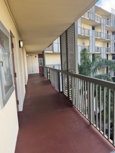 3301 N Country Club Drive, Unit 506, Miami, FL 33180 Photo
