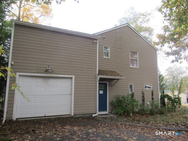 262 Great Plain, Unit 13, Danbury, CT 06810 Main Photo