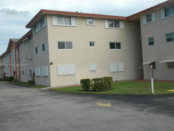 5300 Washington St, Unit F119, Hollywood, FL 33021