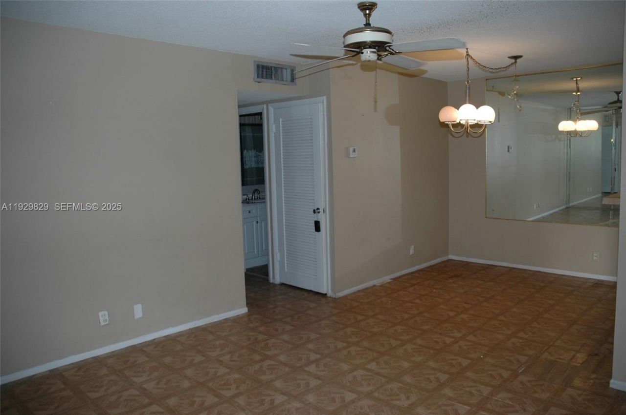 5300 Washington St, Unit F119, Hollywood, FL 33021 Photo
